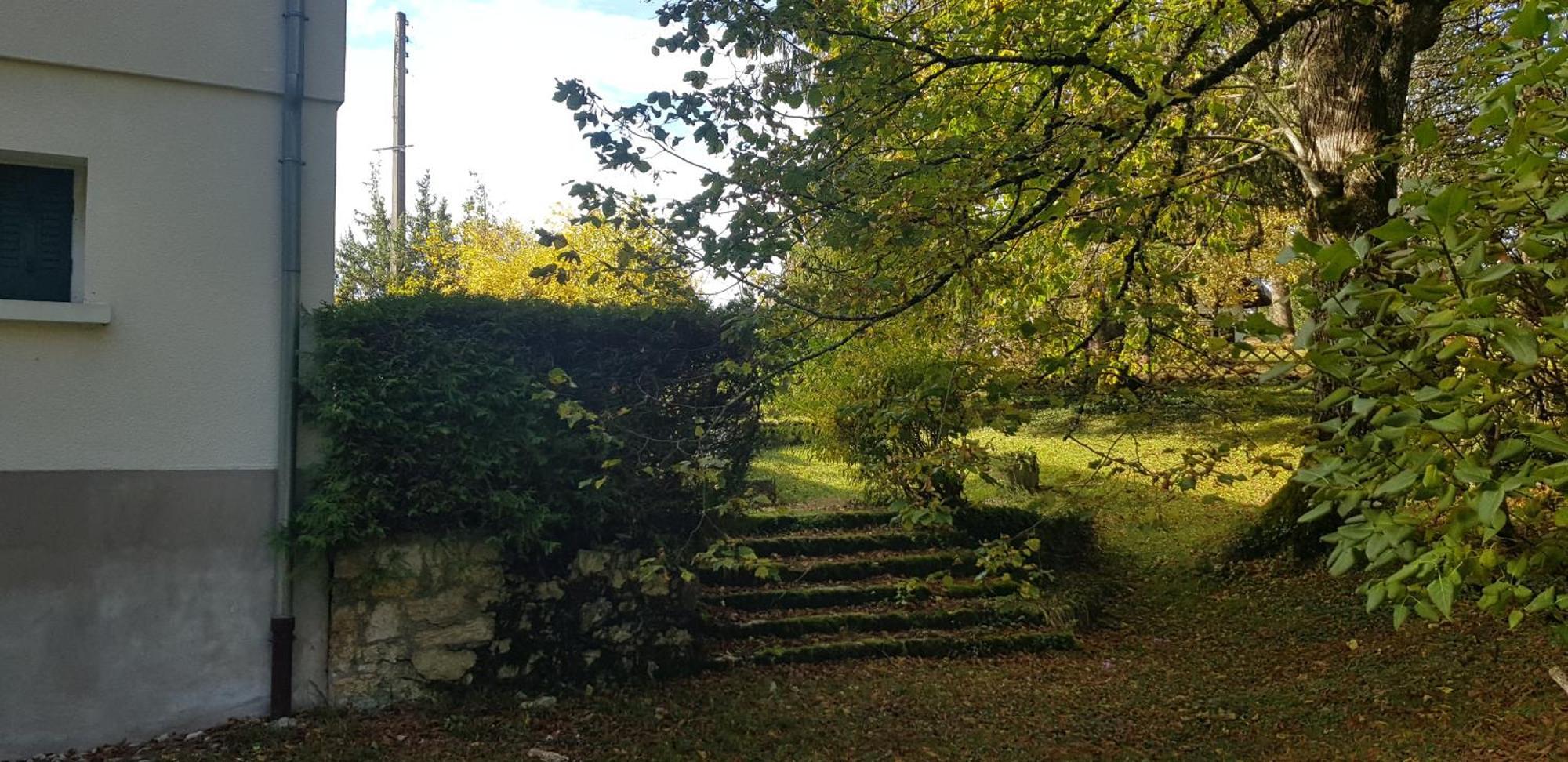 Gite Grande Capacite Au Calme Circuit Cascades Du Herisson Bonlieu Exterior photo